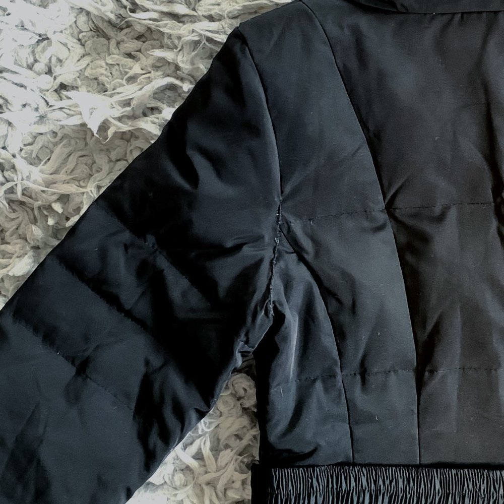Zara Stylish Black Fitted Puffer Coat with Belt - Picture 10 of 11